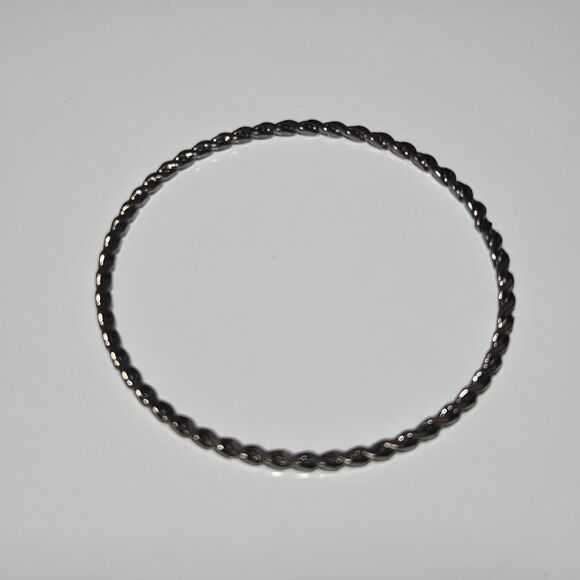 Vintage Dark Silver Tone Flattened Twist Design Bangle Bracelet 8.25" - Picture 14 of 15